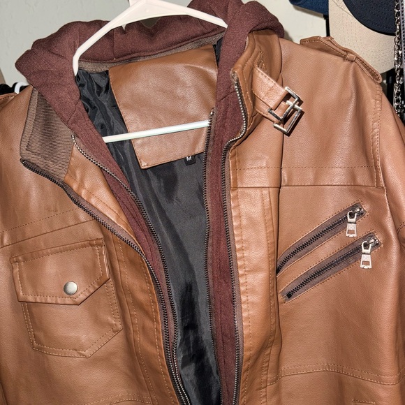 SOLD‼️ Men's Brown Leather Jacket - Picture 5 of 7